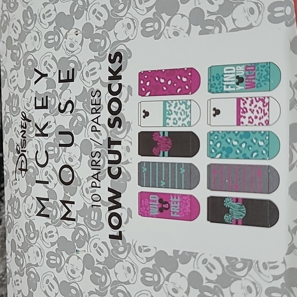 DISNEY MICKEY MOUSE MULTICOLOR ULTIMATE COLLECTION LICENSED LOW-CUT SOCKS 10PAIR - Picture 4 of 10